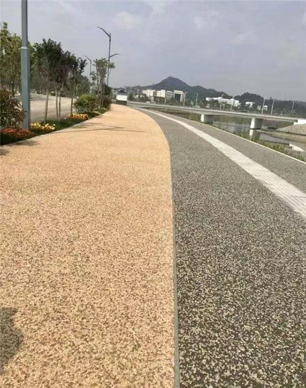 露骨料透水混凝土怎么施工？